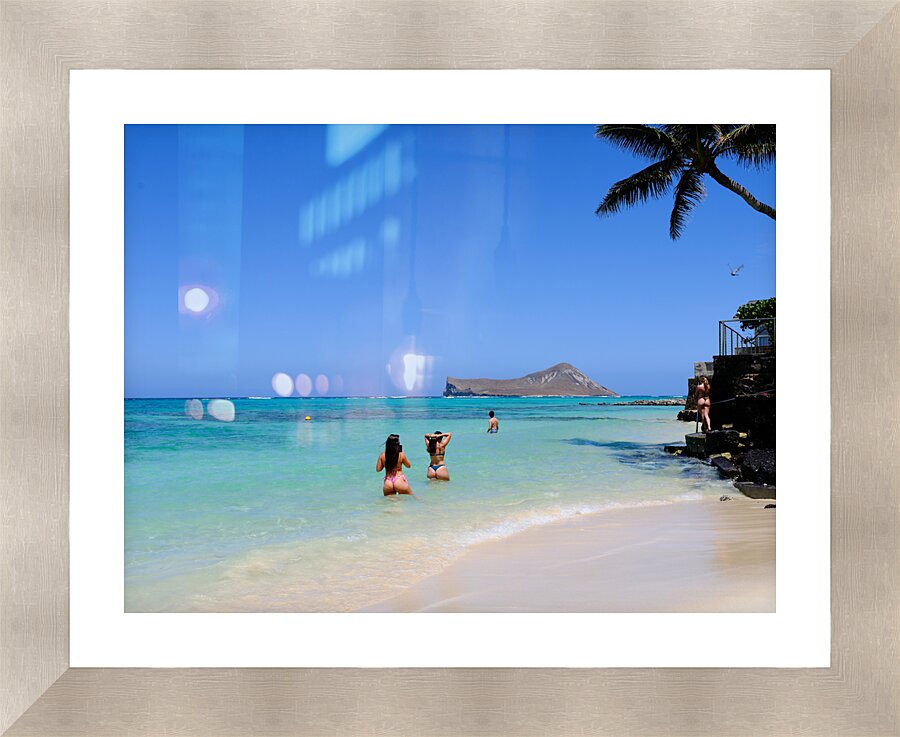 Hawaii Girls Picture Frame print
