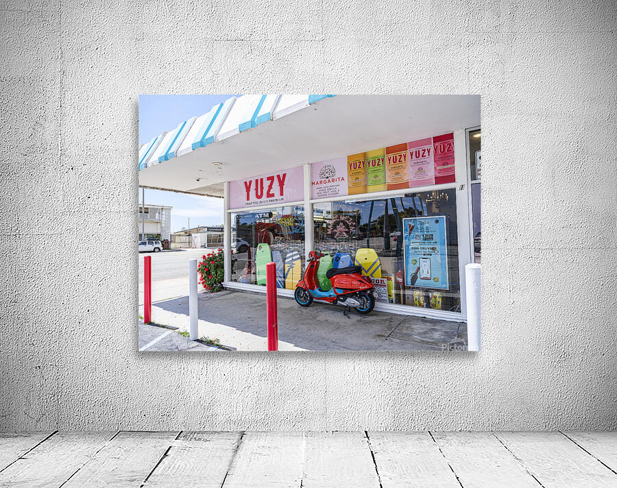 California Beach Store Wall Preview