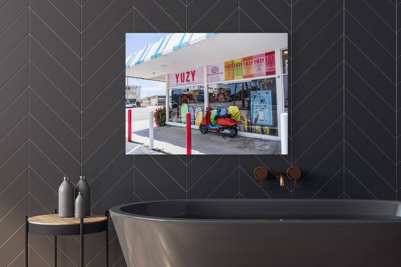 California Beach Store Reproduction